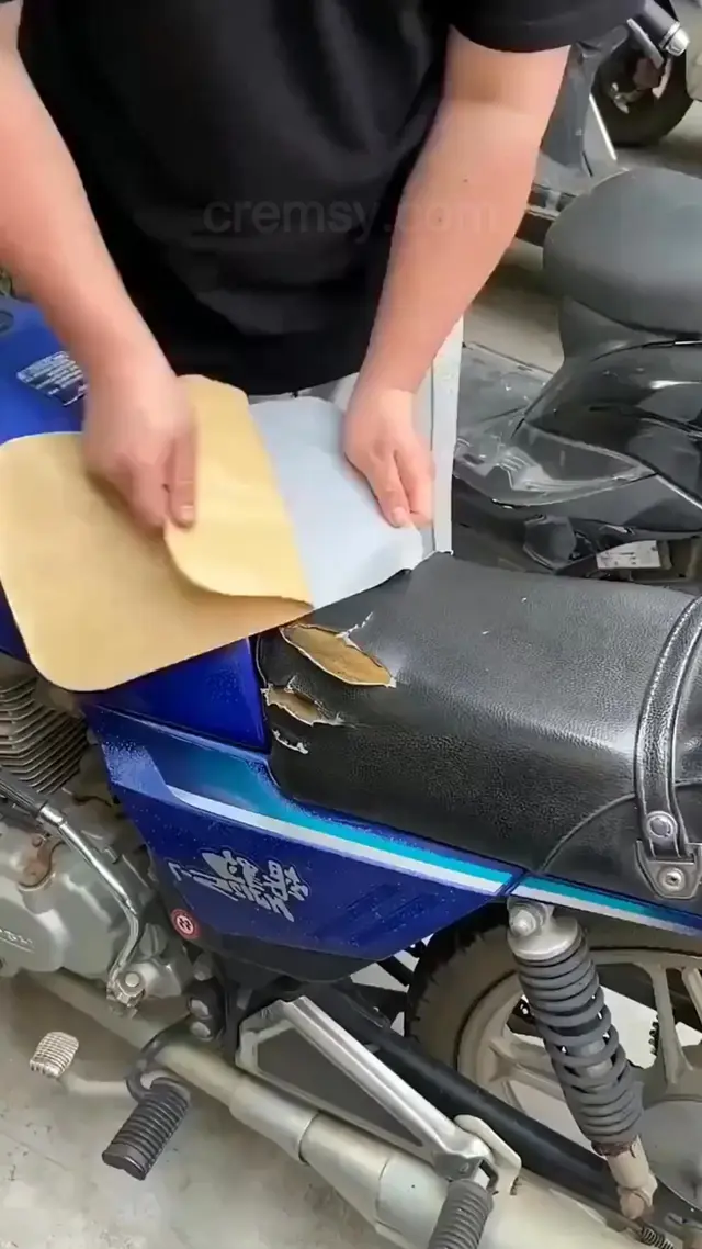 Inserzione per Self-adhesive Leather Repair Patch