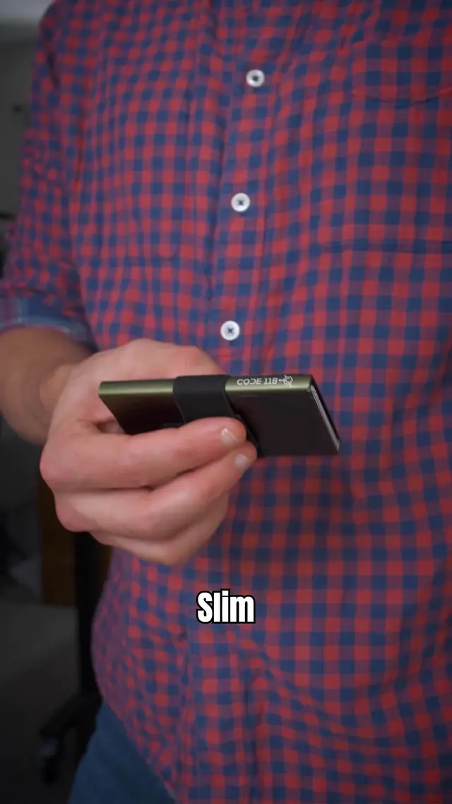 Anzeige für CODE 118 WALLET