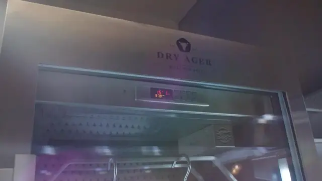 DRY AGER