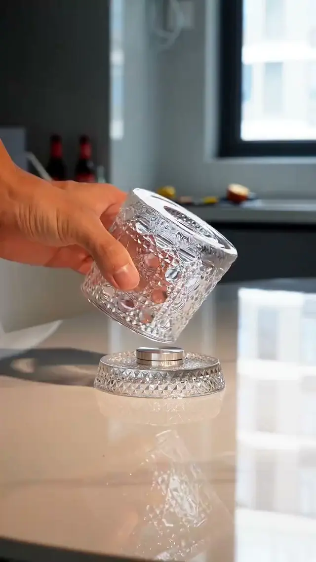 Mizuro Glass
